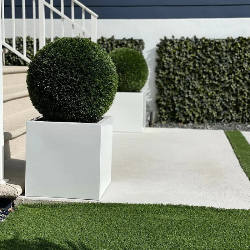 Large Block Fiberglass Planter with 20” Topiary – Nimebrand