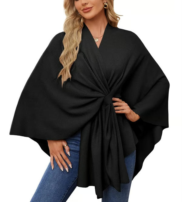 Mila - ChicPoncho Sweater